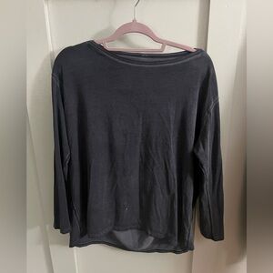 Lululemon Back in Action Tee fits like a Large